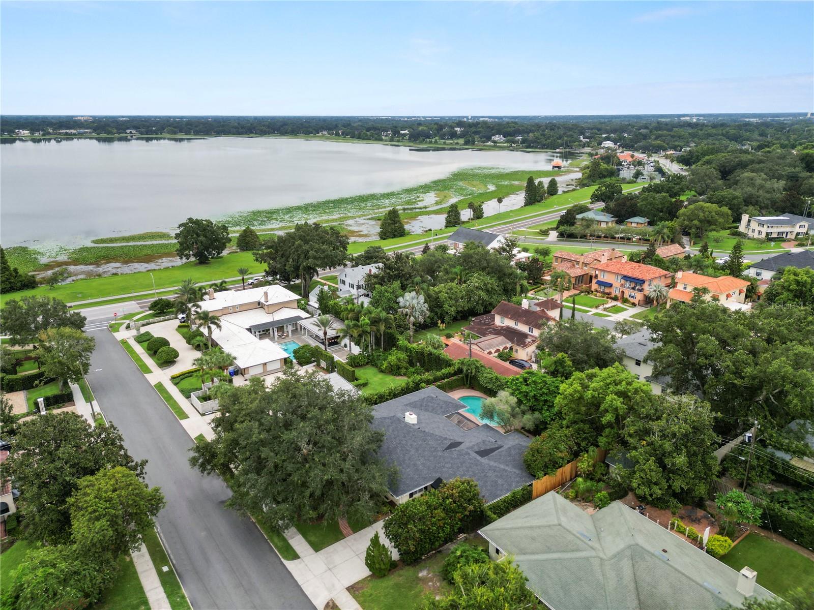 Image 9 of 73 For 425 Morningside Drive