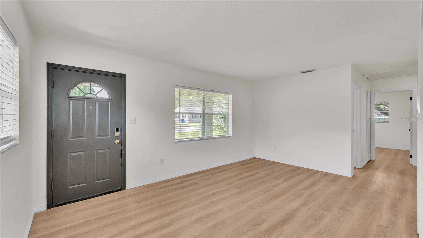 Image 8 of 22 For 933 Golden Rule Court N