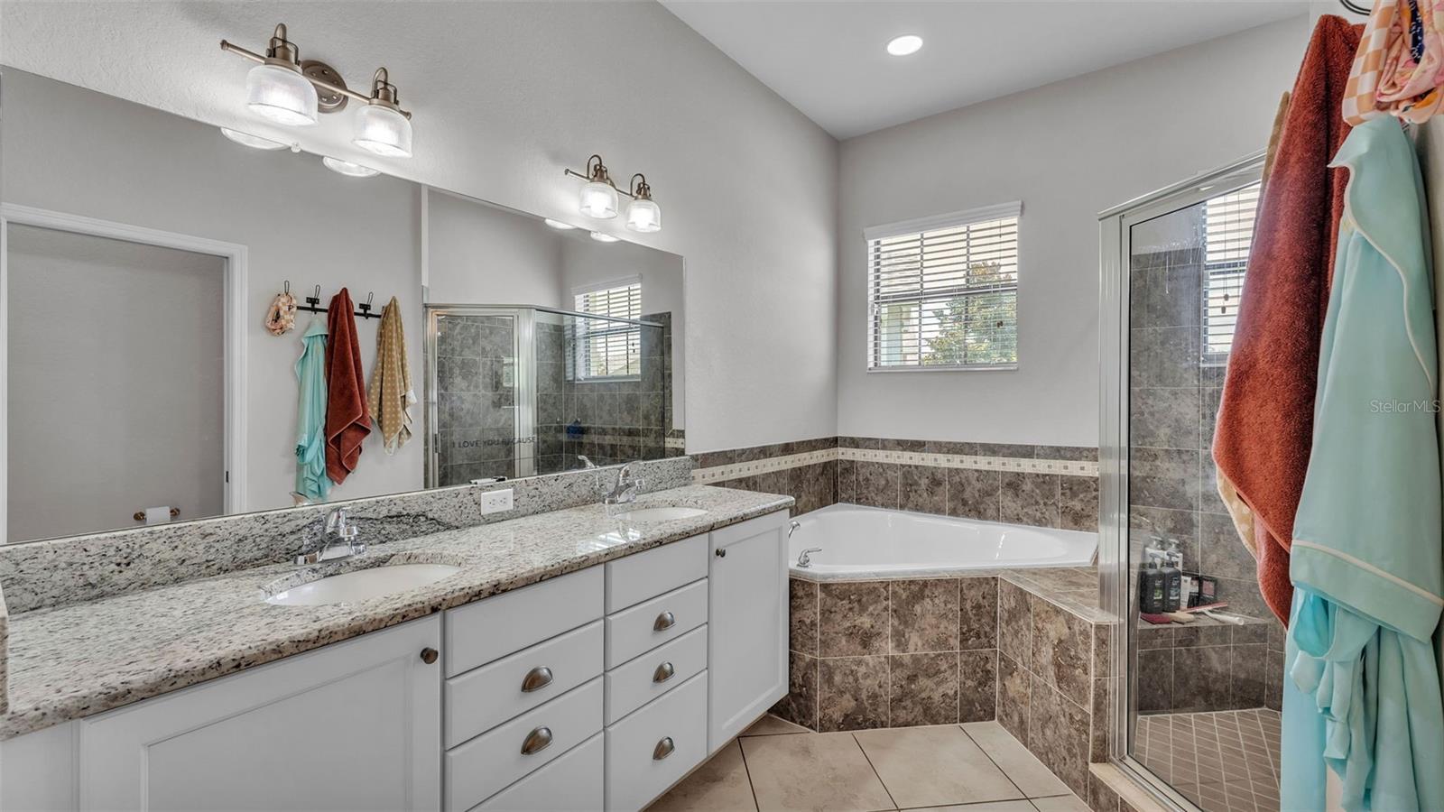 Image 21 of 71 For 1455 Silver Leaf Drive