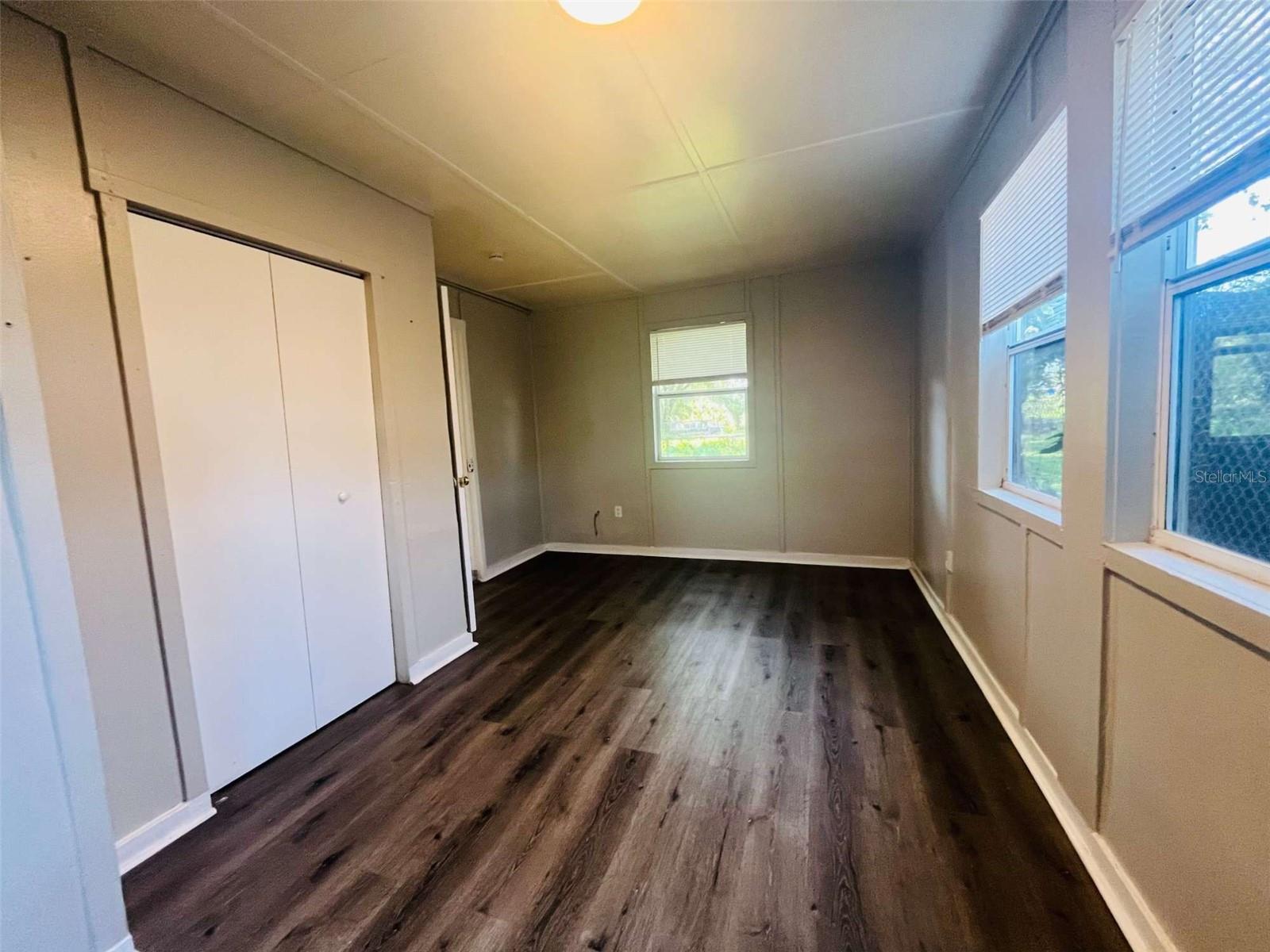 Image 3 of 7 For 305 Tomlin Street