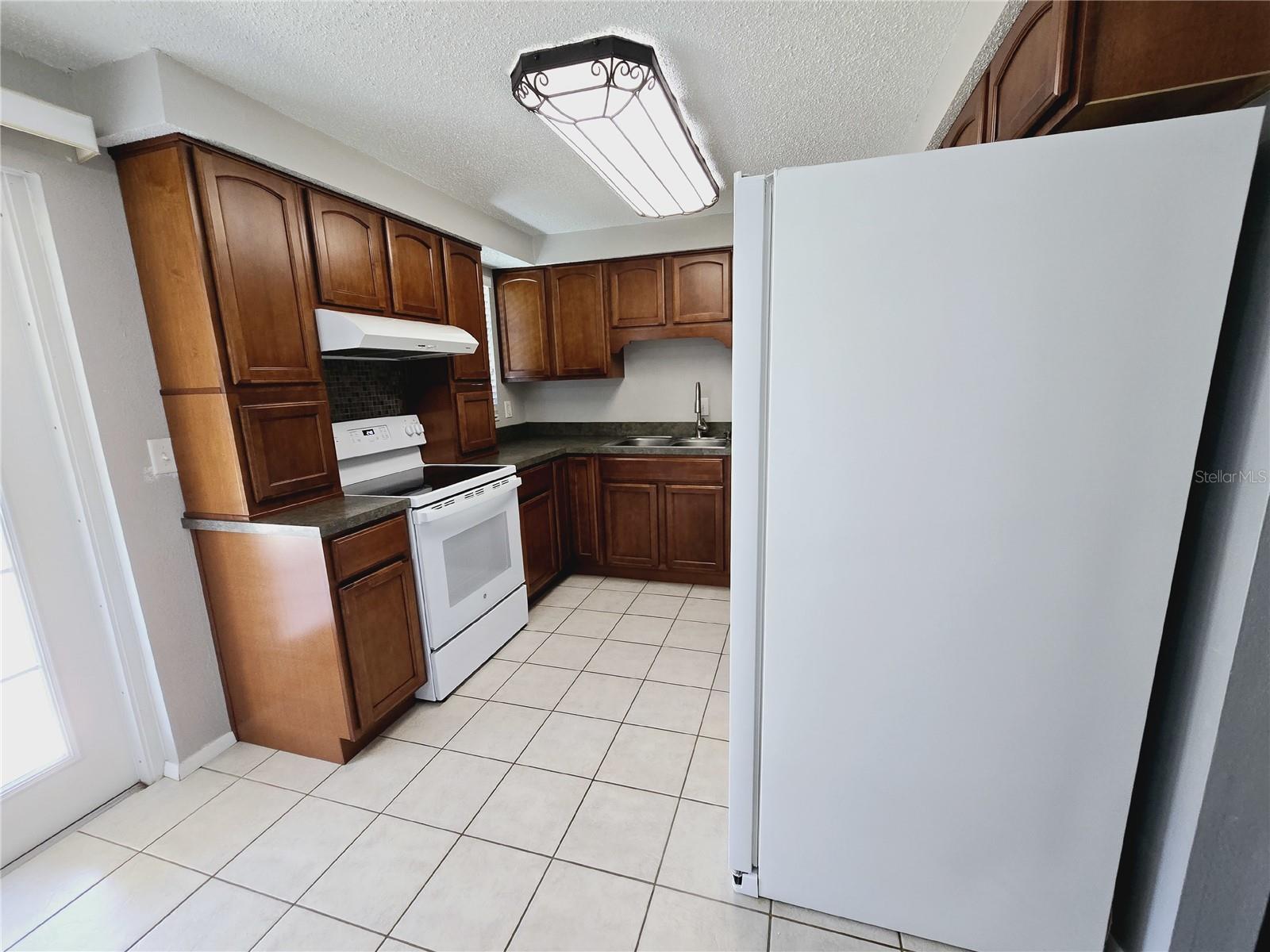 Image 3 of 20 For 1402 Bracewell Drive
