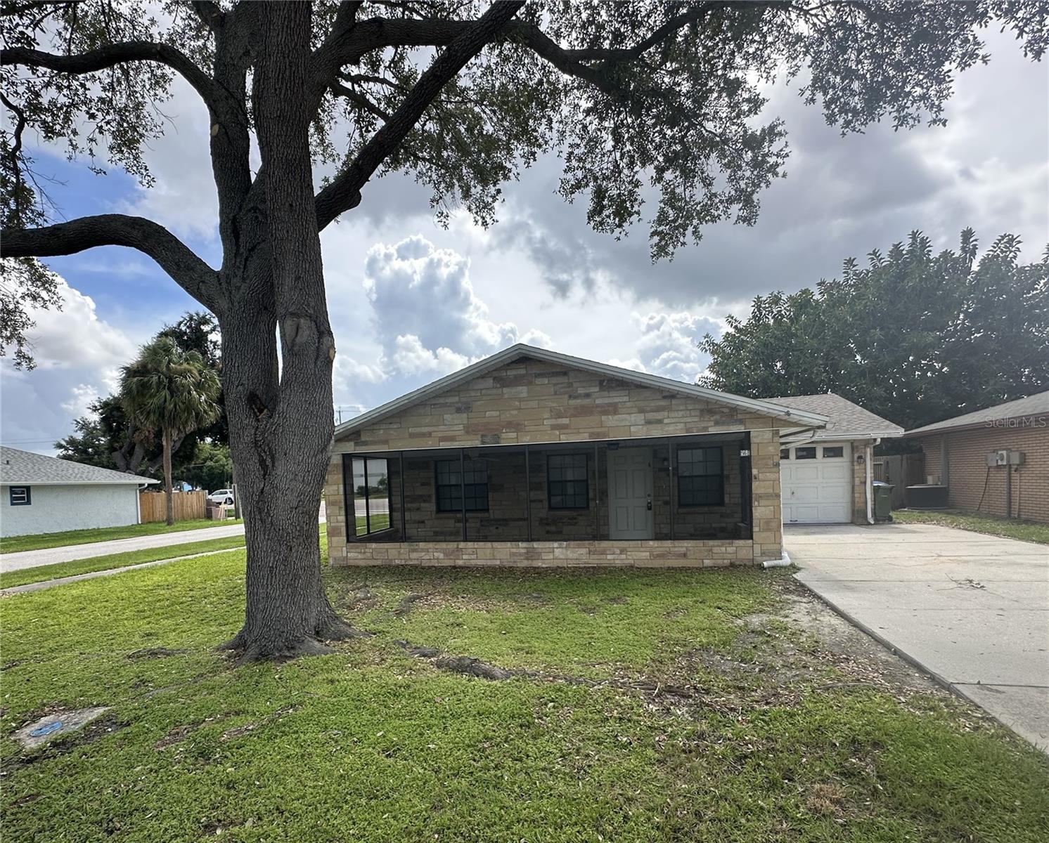 Details for 968 Sunshine Way Sw, WINTER HAVEN, FL 33880