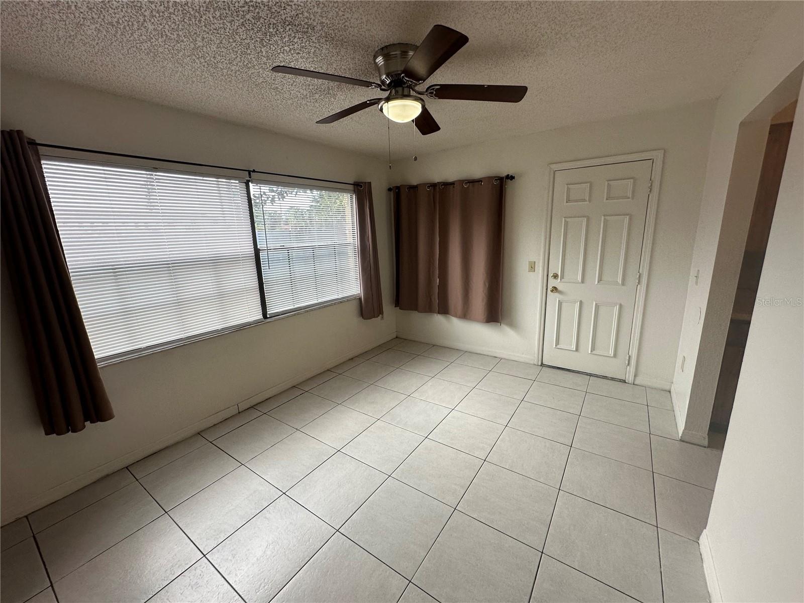 Image 7 of 24 For 968 Sunshine Way Sw