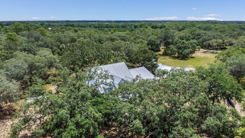 Image 38 of 62 For 8077 Lake Hatchineha Road