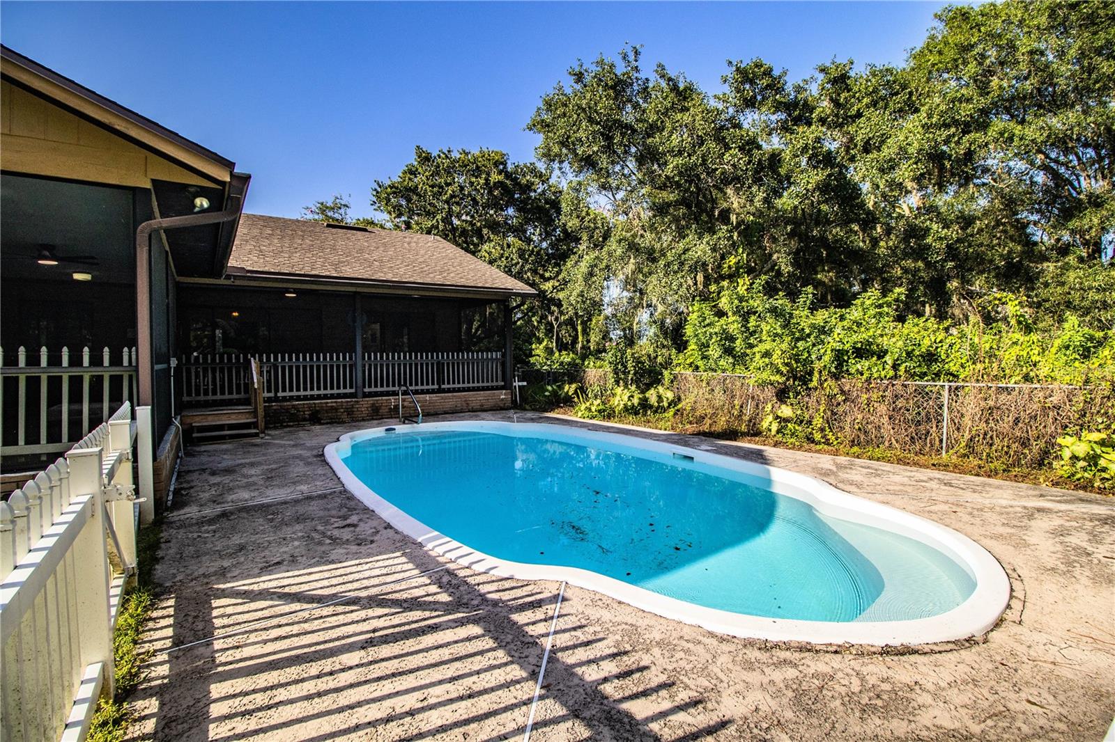 Image 11 of 80 For 2210 Sugar Creek Drive