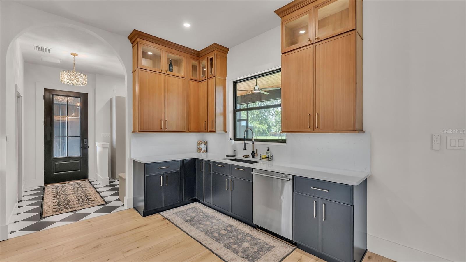 Image 14 of 89 For 2509 Williams Road
