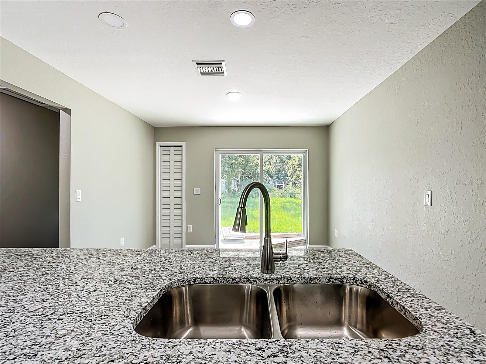Image 13 of 44 For 1031 Lakewood Court