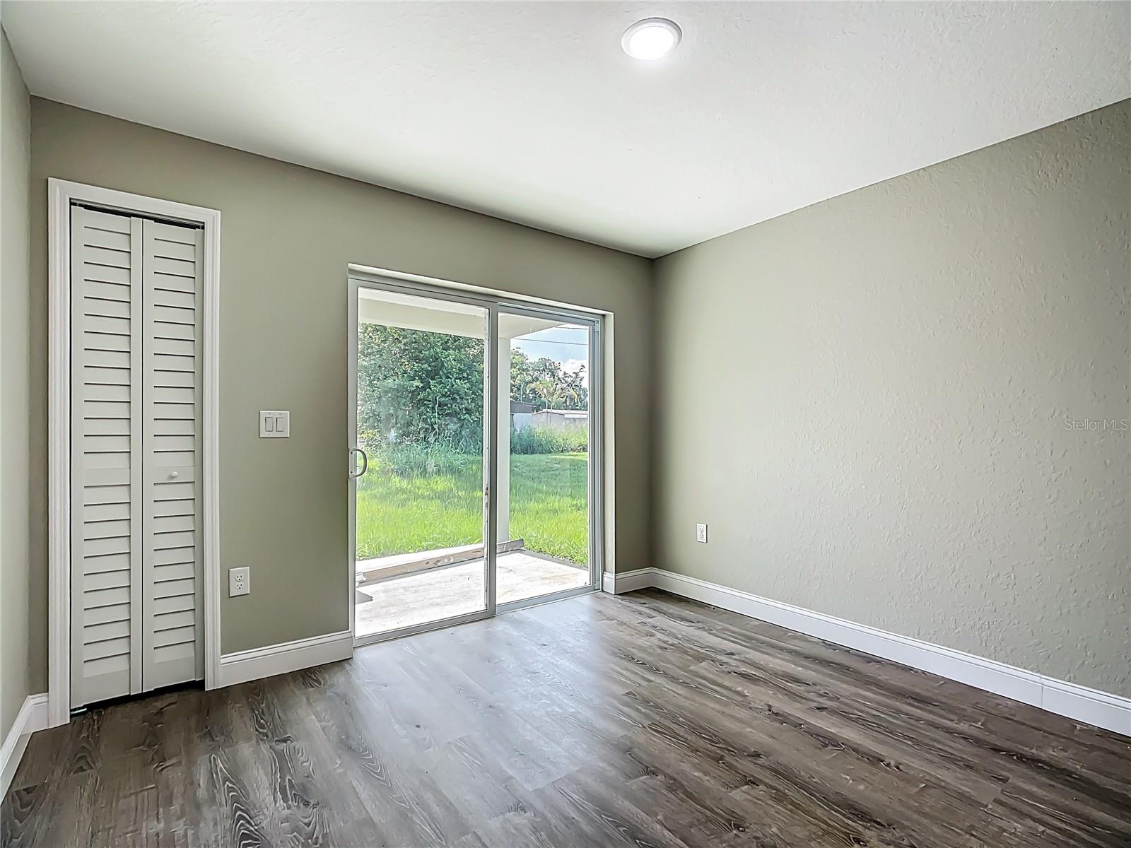 Image 15 of 44 For 1031 Lakewood Court