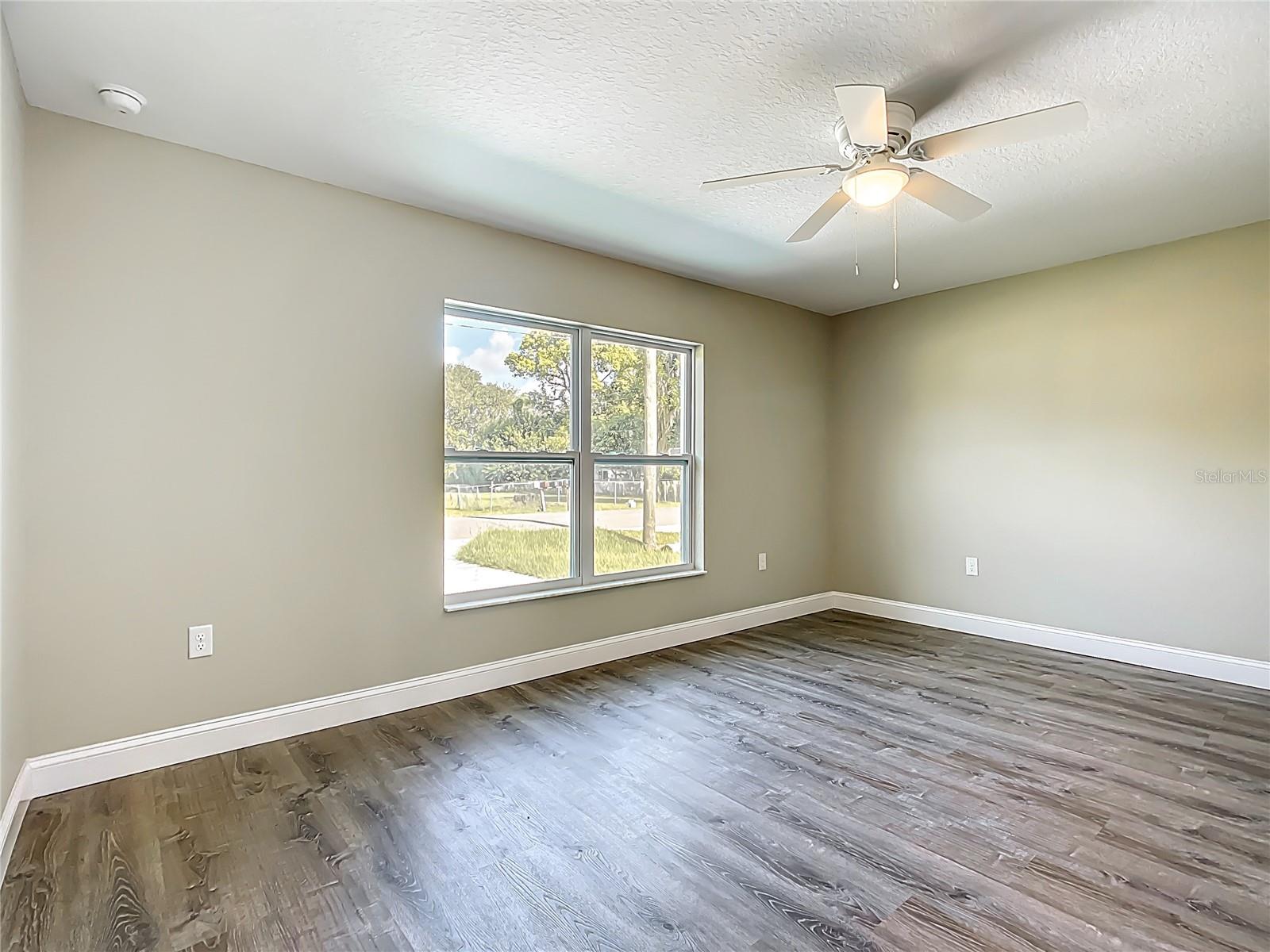 Image 22 of 44 For 1031 Lakewood Court