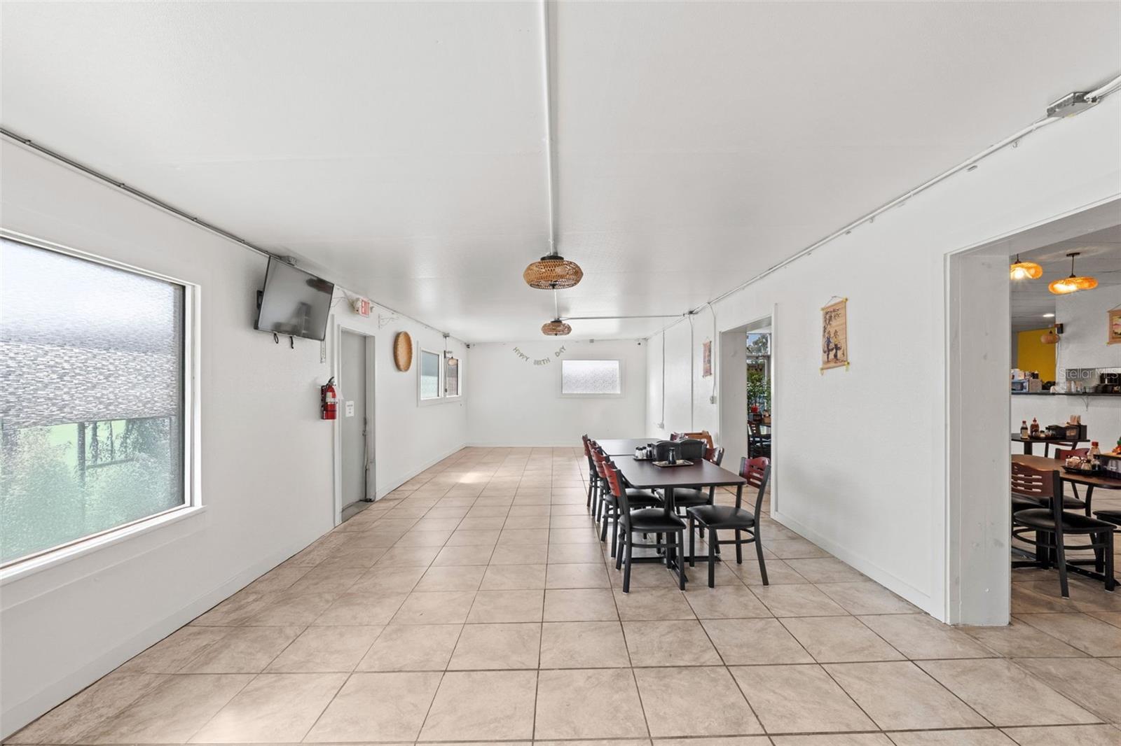Image 11 of 33 For 217 5th Street
