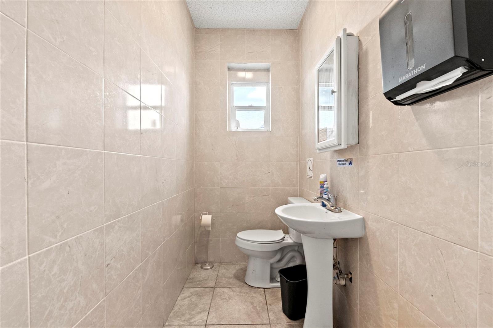 Image 17 of 33 For 217 5th Street