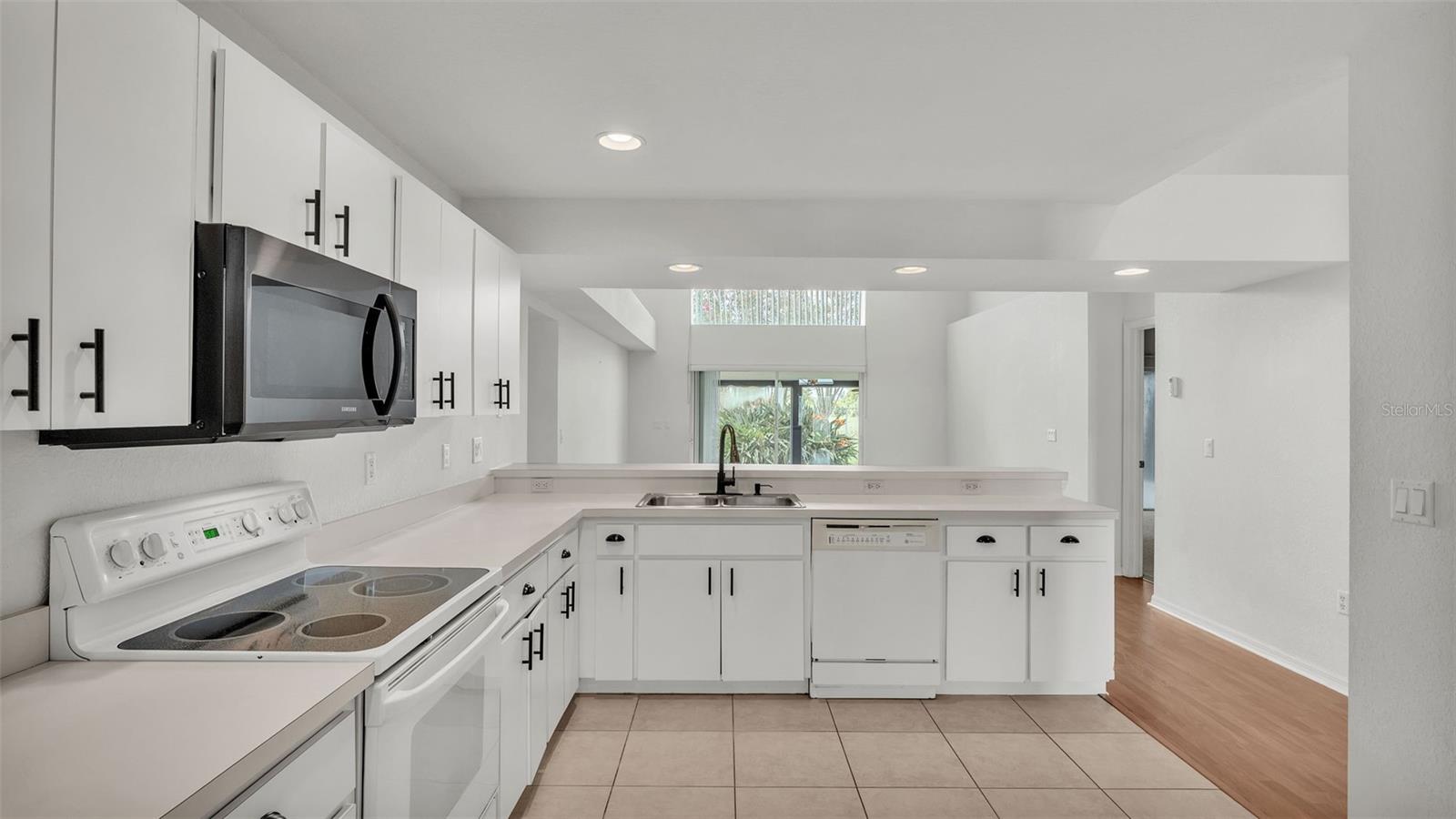Image 13 of 46 For 2309 Couples Drive