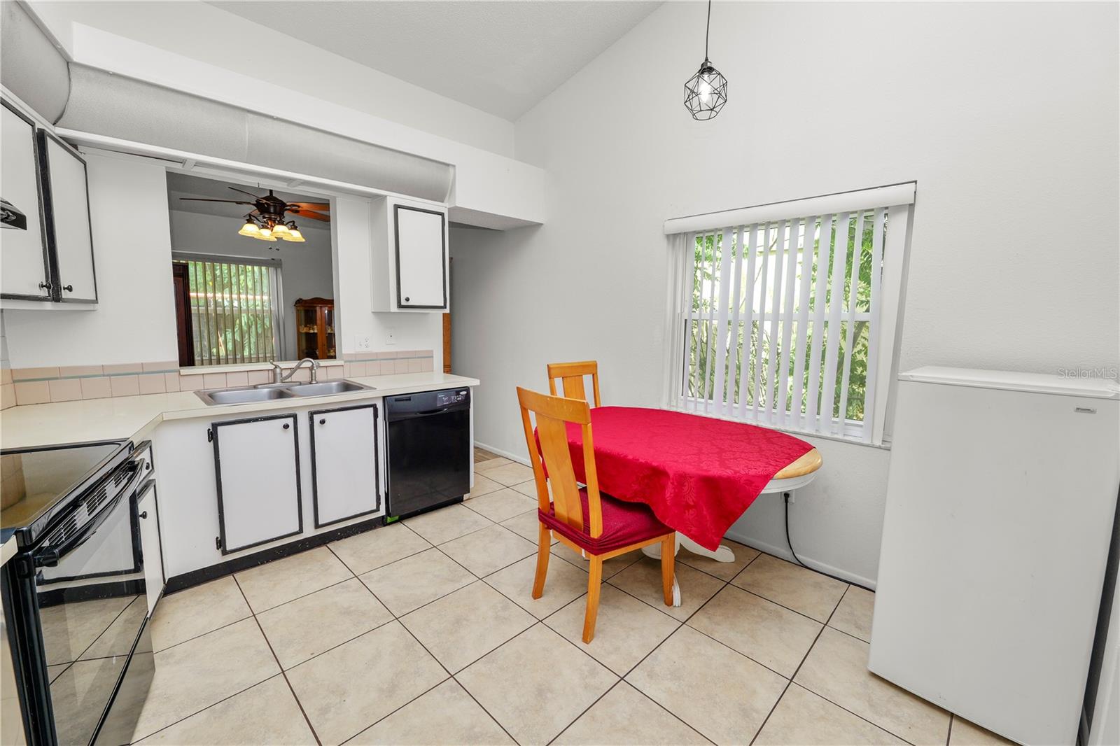 Image 12 of 35 For 4710 Westwind Drive