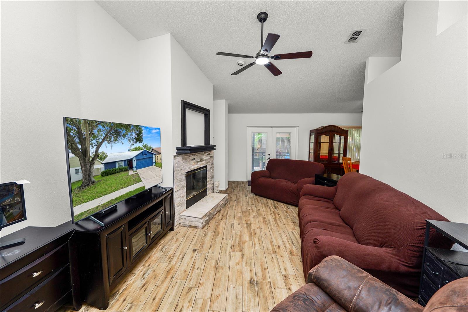 Image 5 of 35 For 4710 Westwind Drive