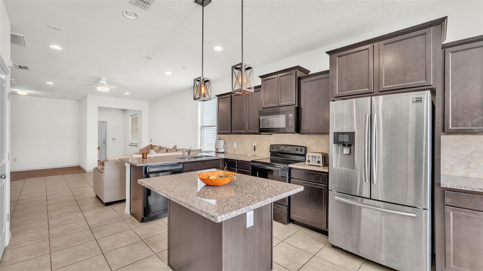 Image 10 of 39 For 8839 Conway Road