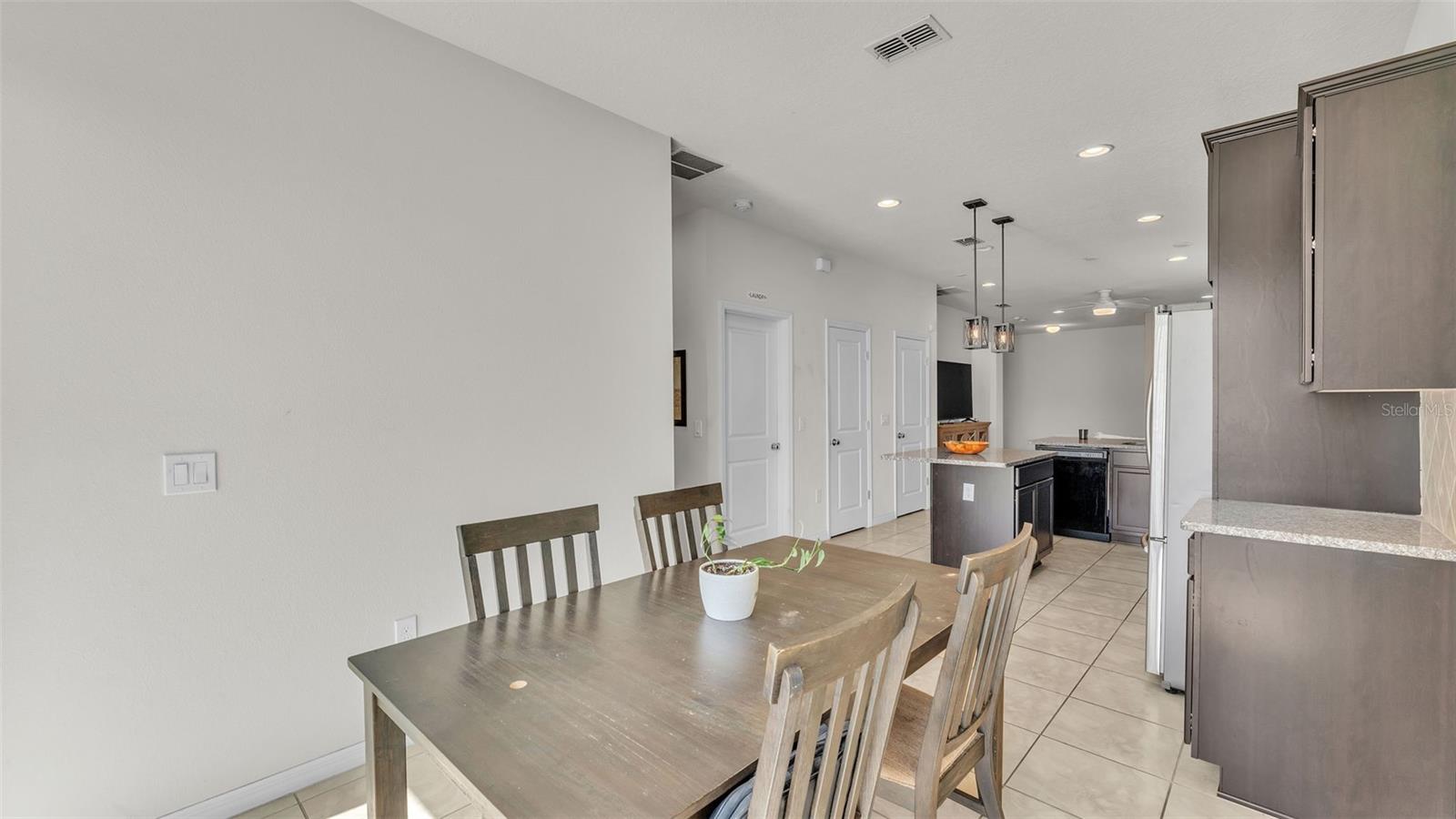 Image 13 of 39 For 8839 Conway Road