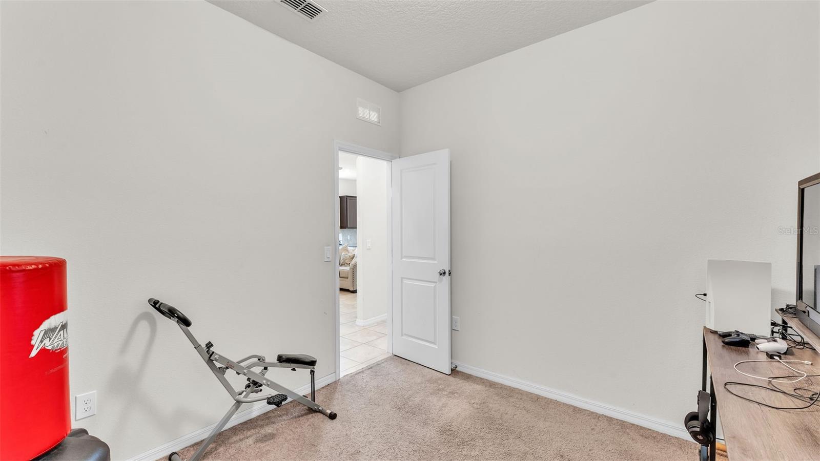 Image 15 of 39 For 8839 Conway Road