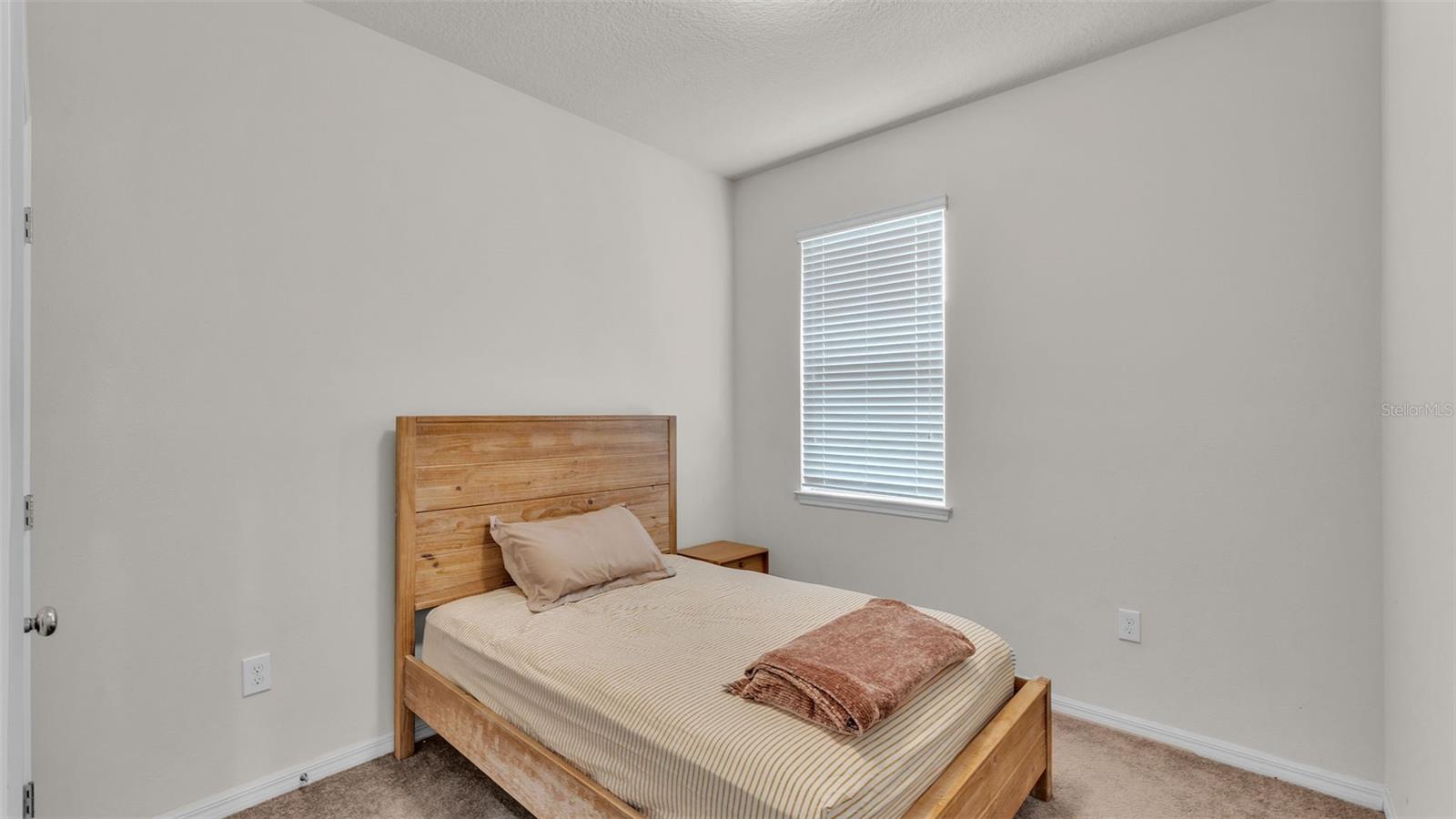 Image 17 of 39 For 8839 Conway Road