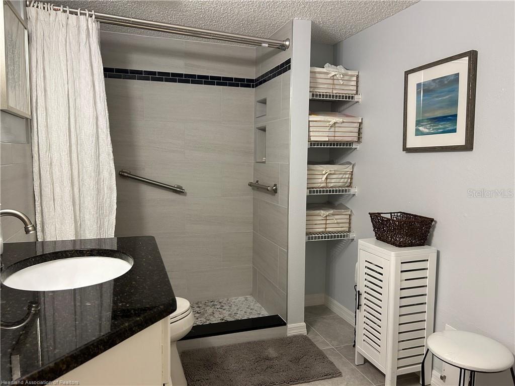 Image 28 of 42 For 6000 Matanzas Drive 6002