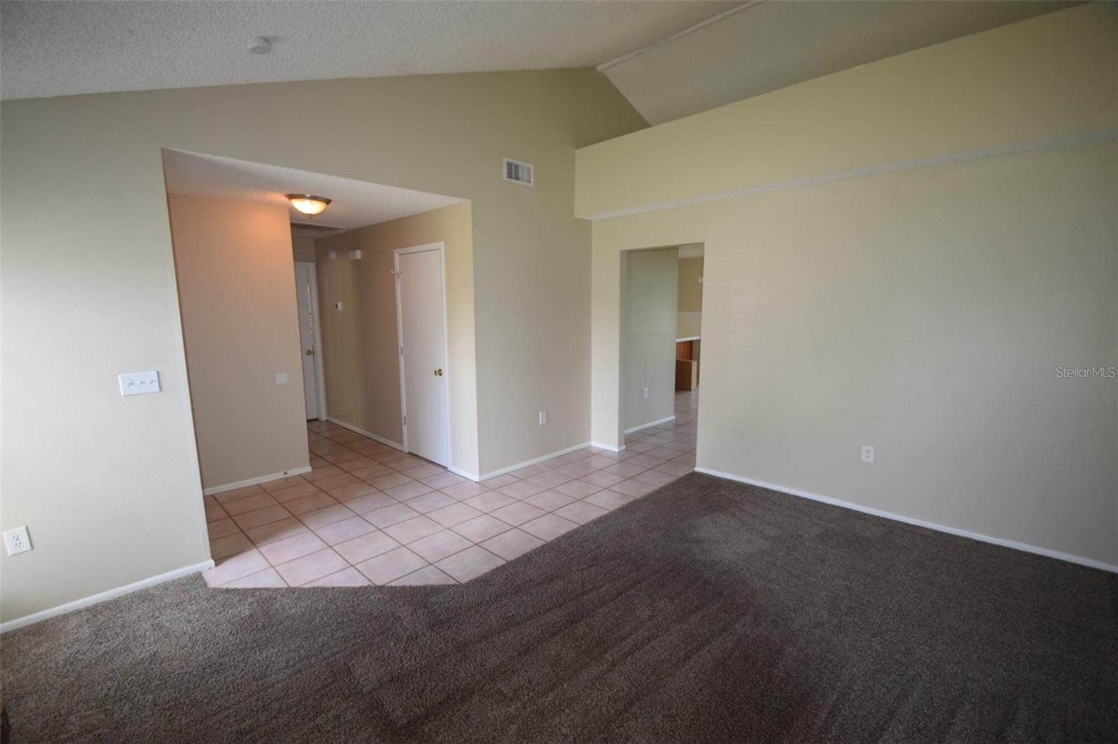 Image 10 of 48 For 1204 Honeytree Lane W