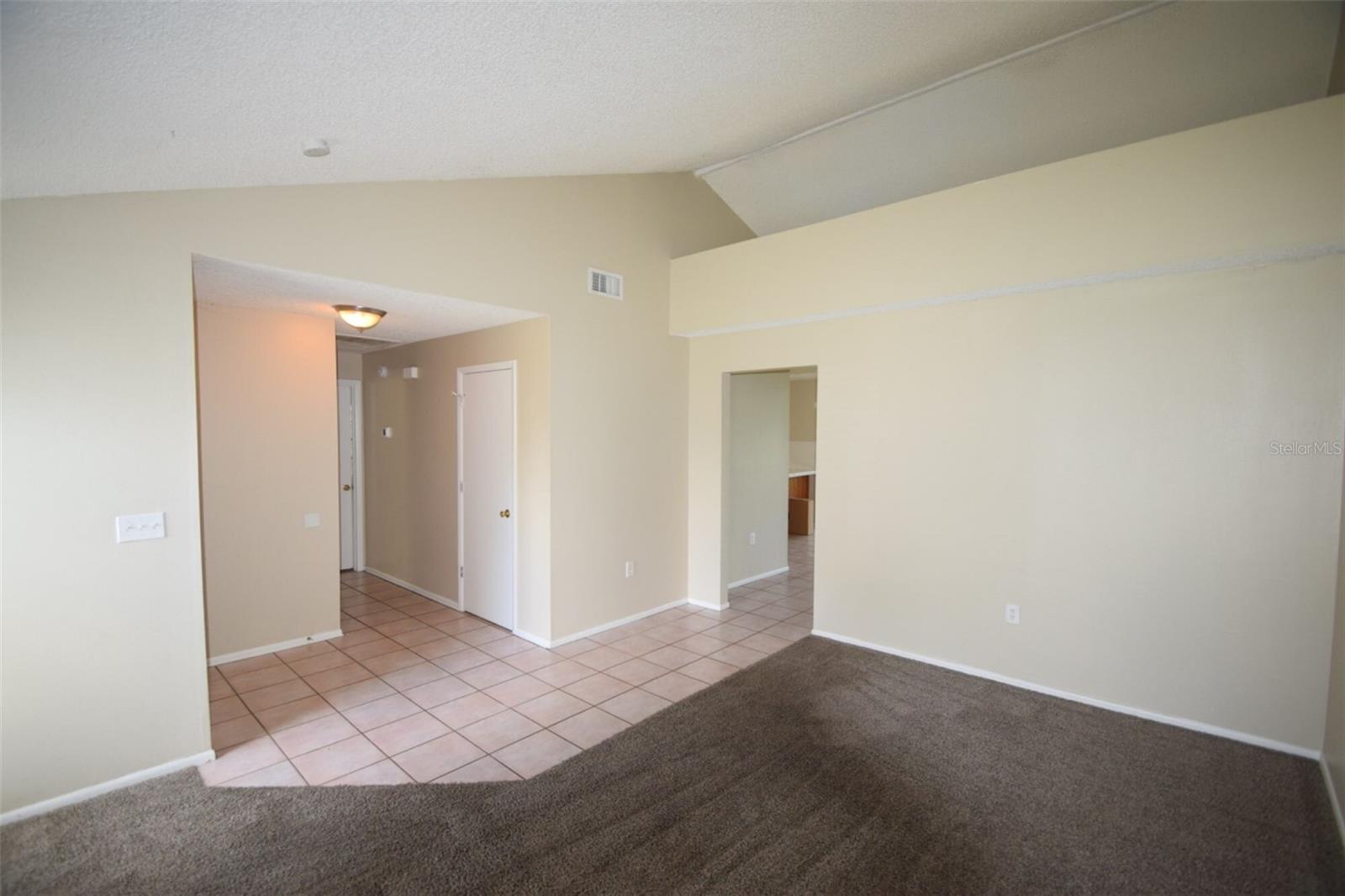 Image 26 of 48 For 1204 Honeytree Lane W