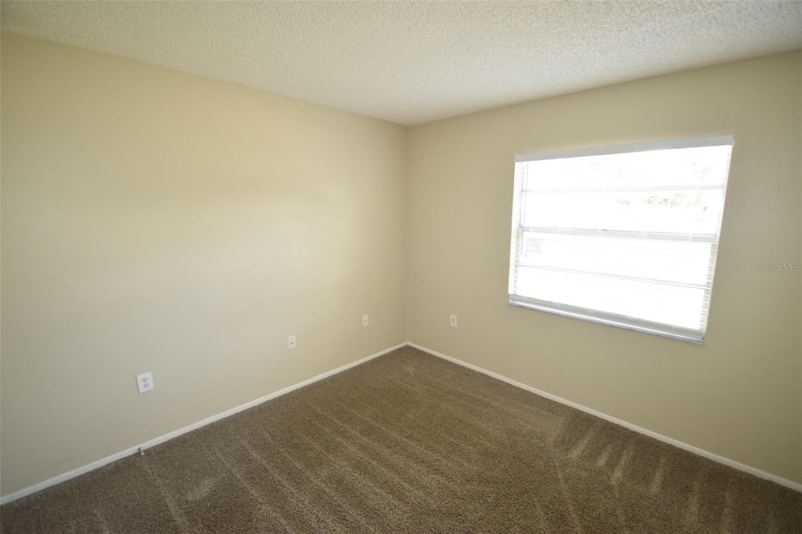Image 27 of 48 For 1204 Honeytree Lane W