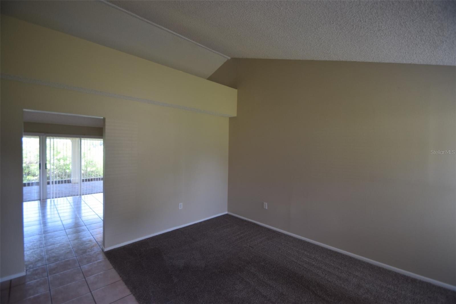 Image 30 of 48 For 1204 Honeytree Lane W