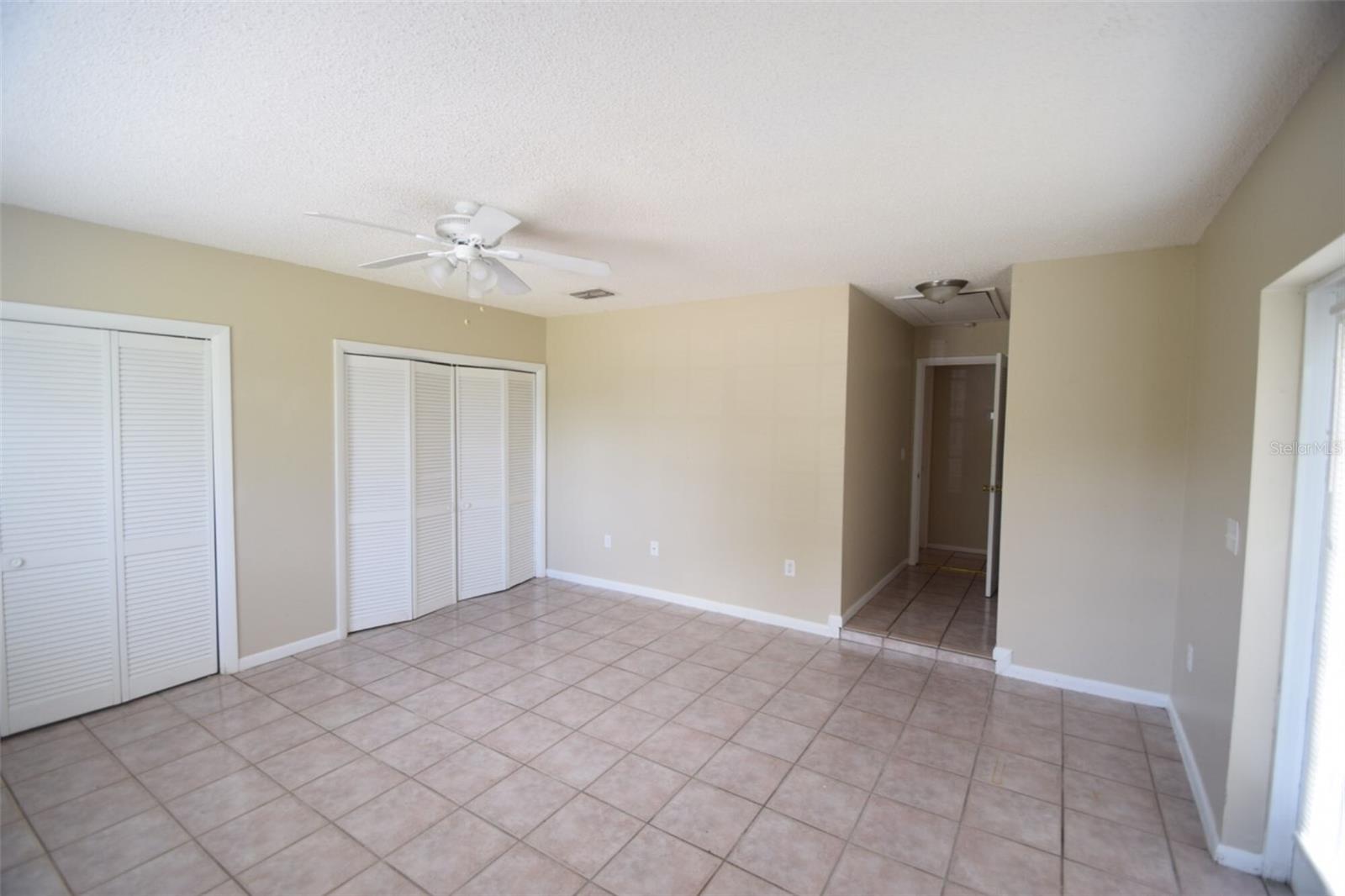 Image 35 of 48 For 1204 Honeytree Lane W