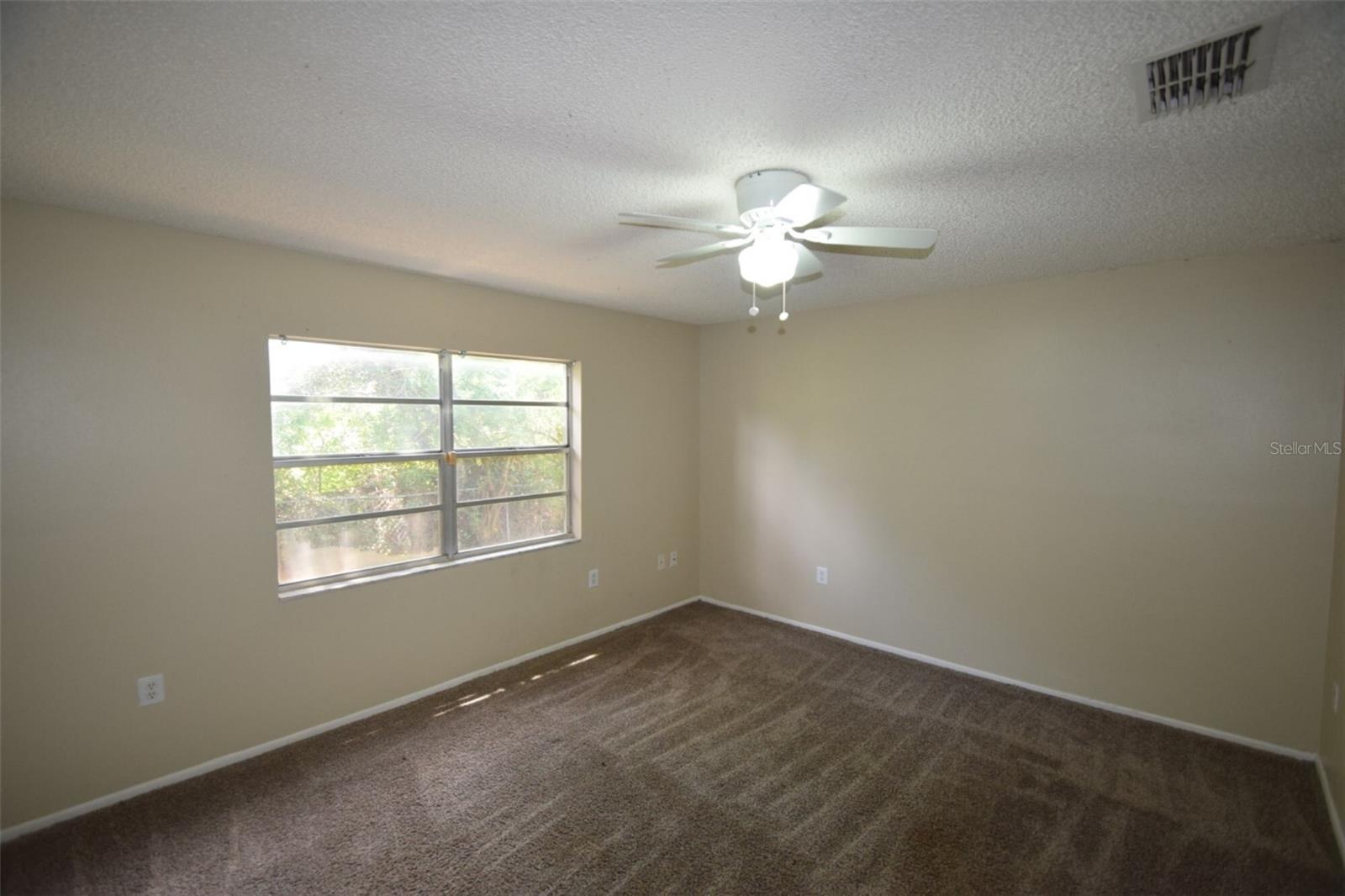 Image 36 of 48 For 1204 Honeytree Lane W