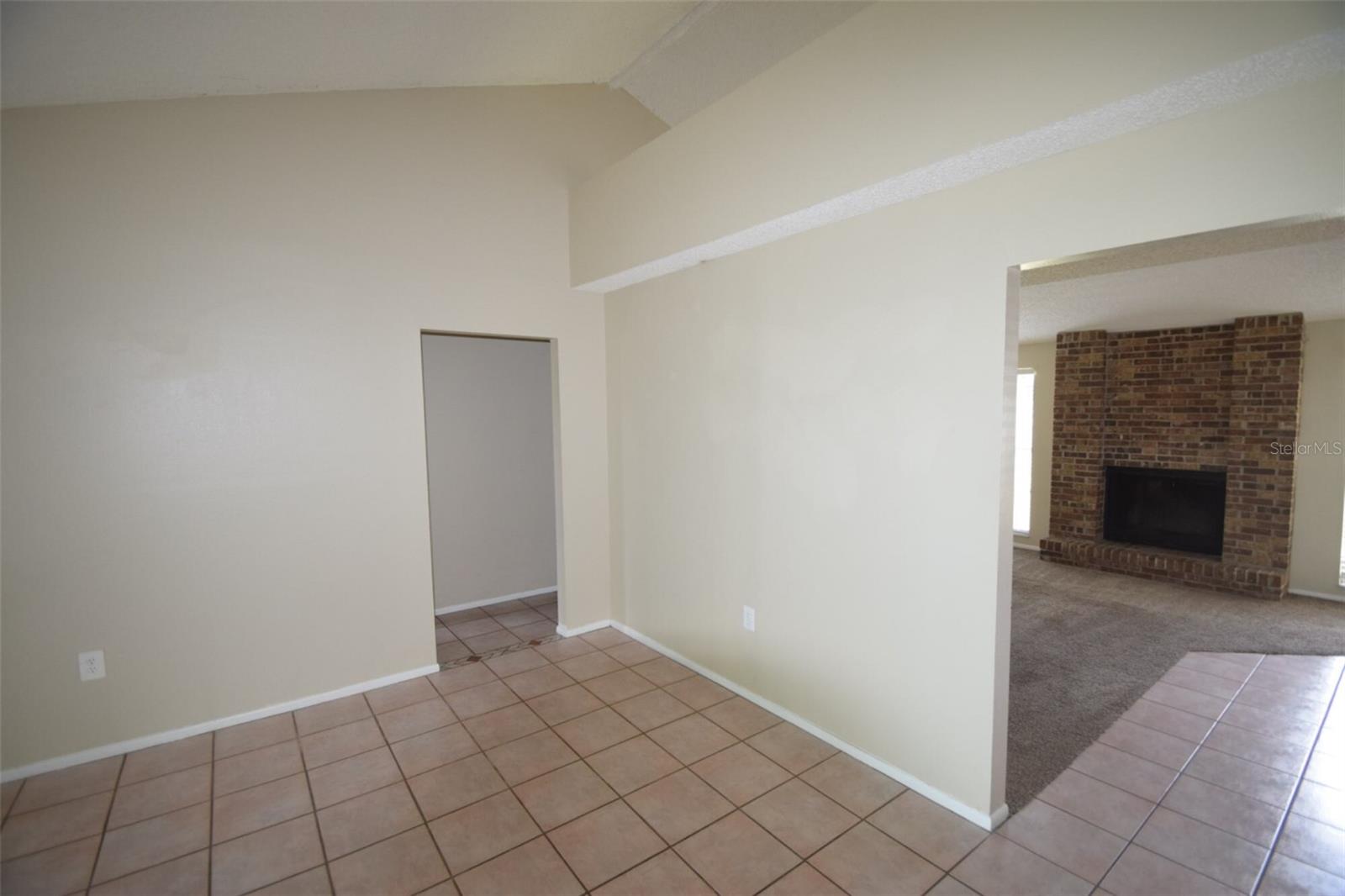 Image 39 of 48 For 1204 Honeytree Lane W