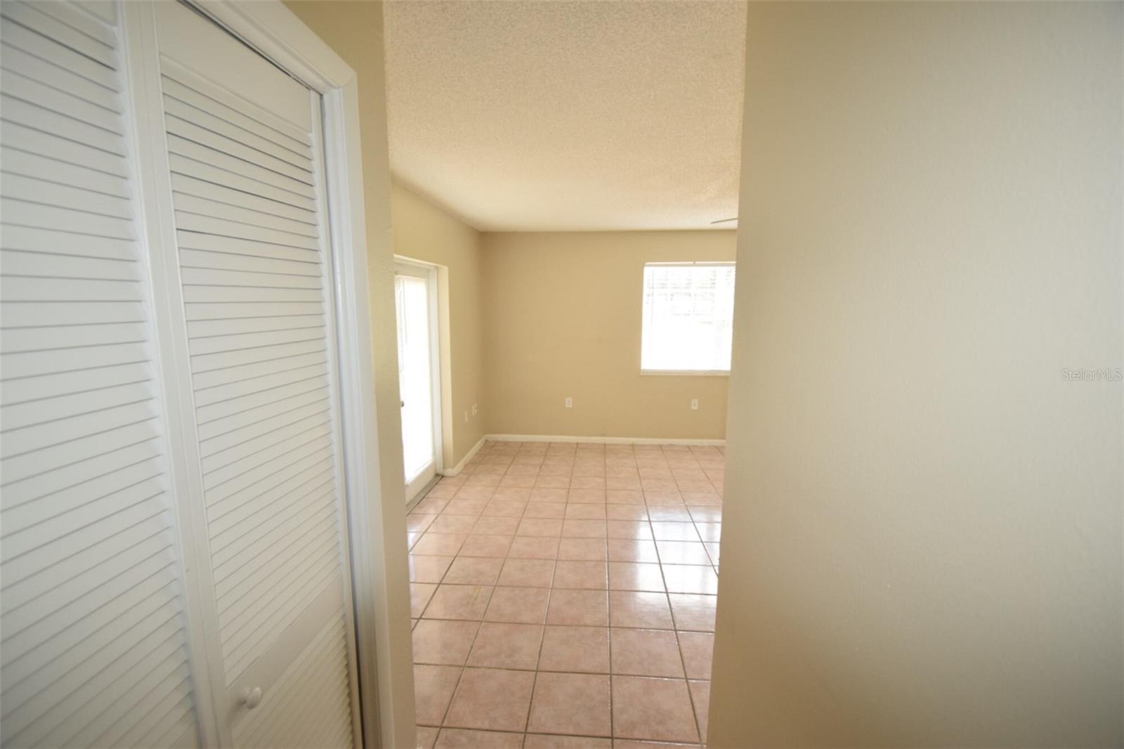 Image 40 of 48 For 1204 Honeytree Lane W