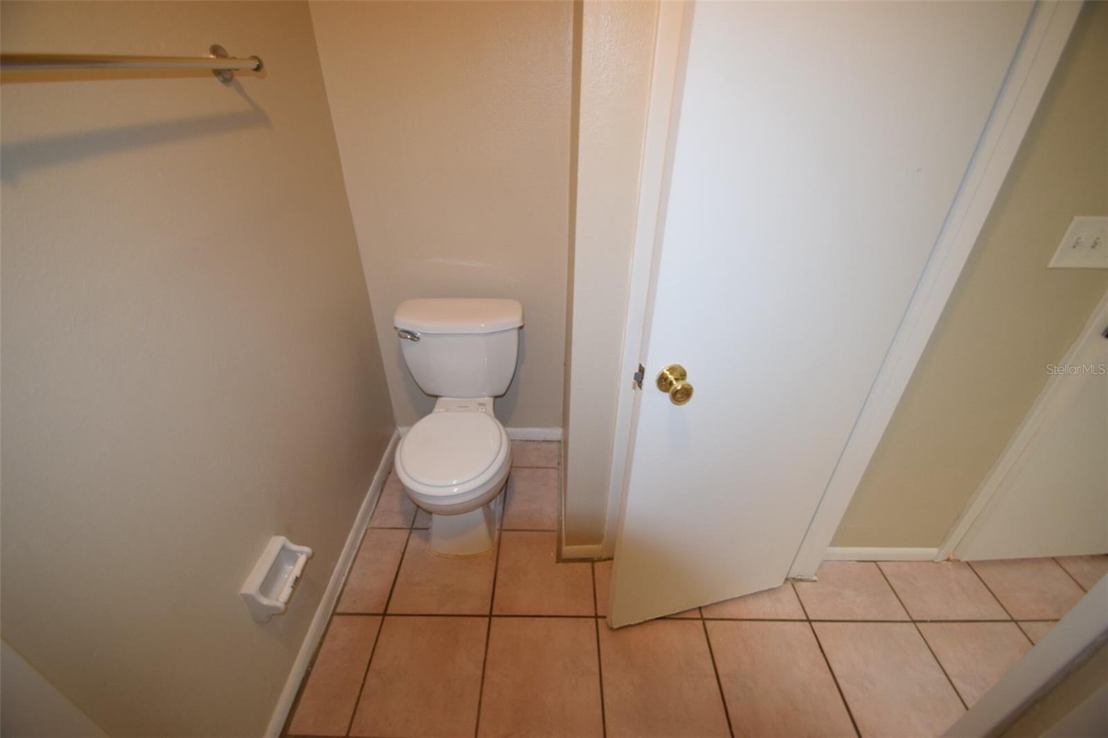 Image 43 of 48 For 1204 Honeytree Lane W