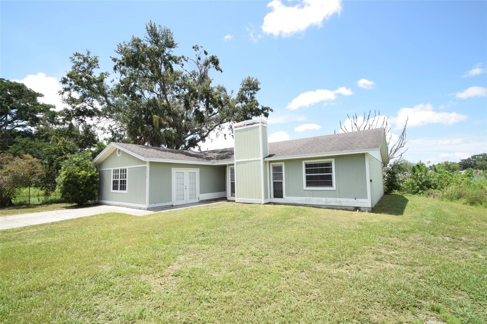 Image 5 of 48 For 1204 Honeytree Lane W