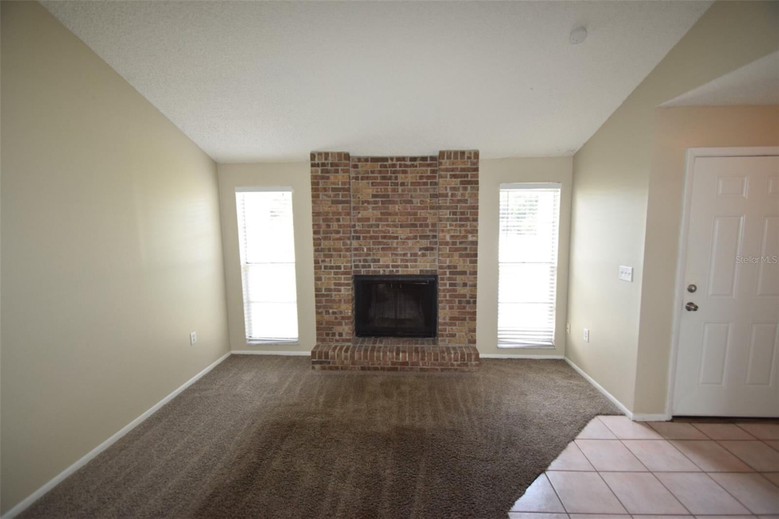 Image 9 of 48 For 1204 Honeytree Lane W