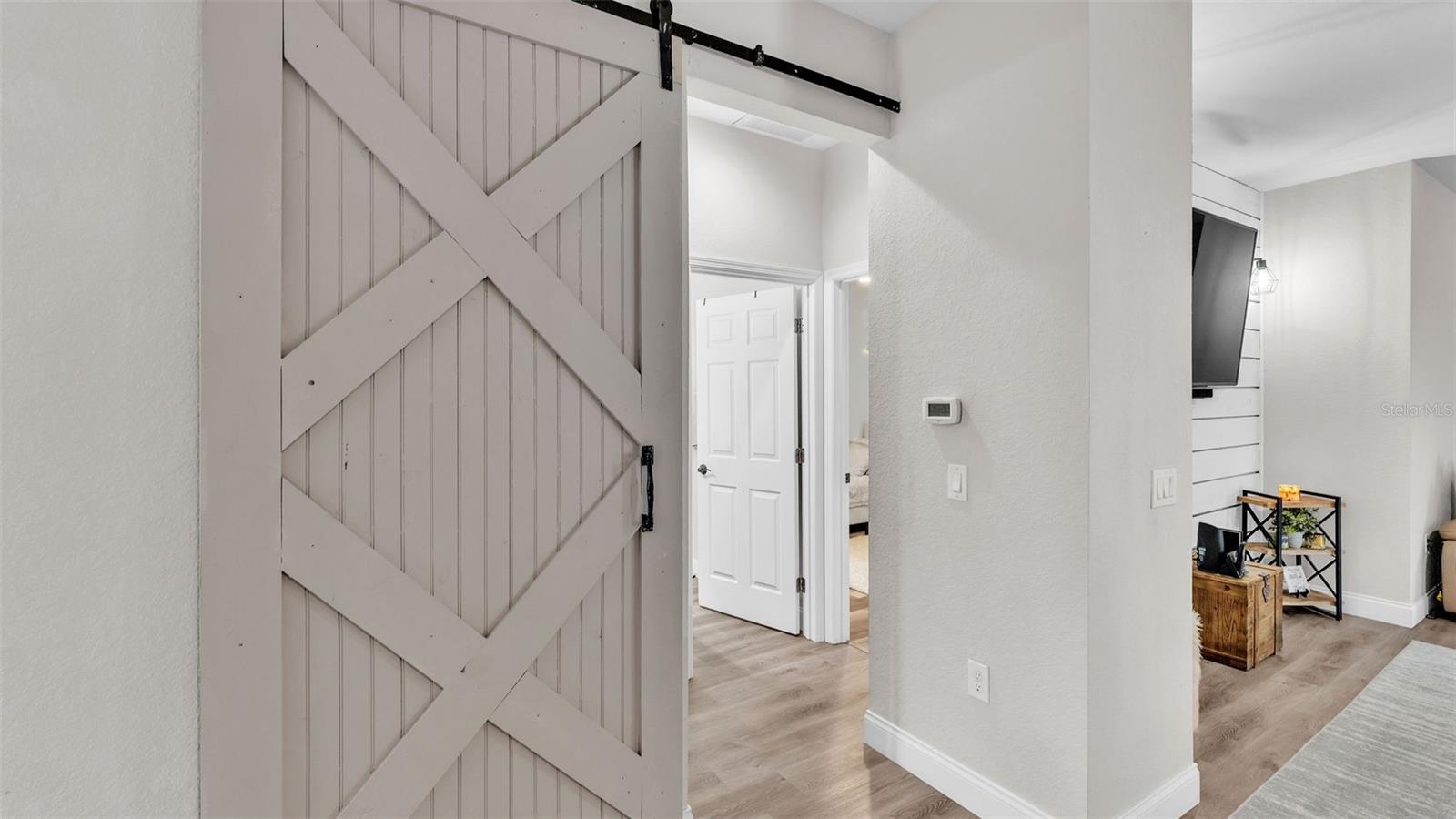 Image 34 of 63 For 4565 Fairway Oaks Drive