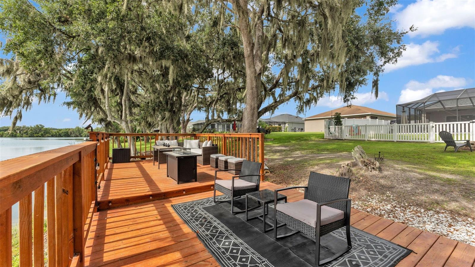 Image 51 of 63 For 4565 Fairway Oaks Drive
