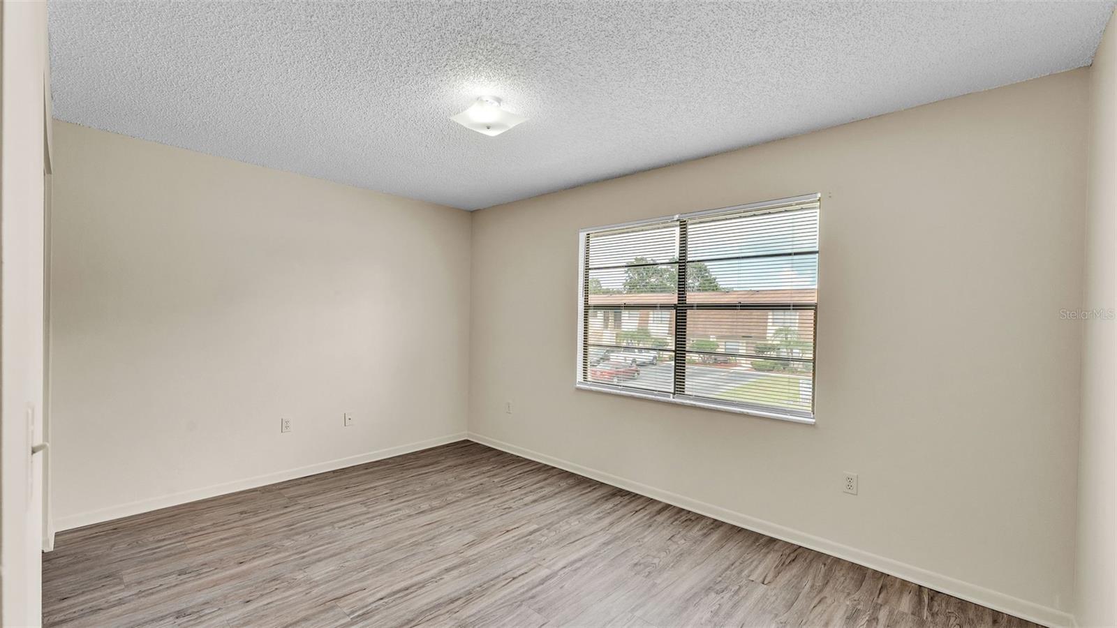 Image 21 of 40 For 6080 Topher Trail 6068