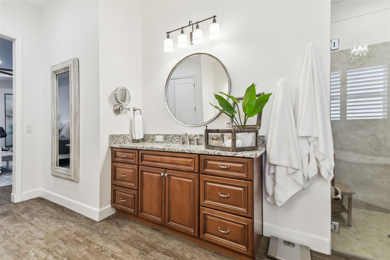 Image 20 of 44 For 6030 Abbey Oaks Drive