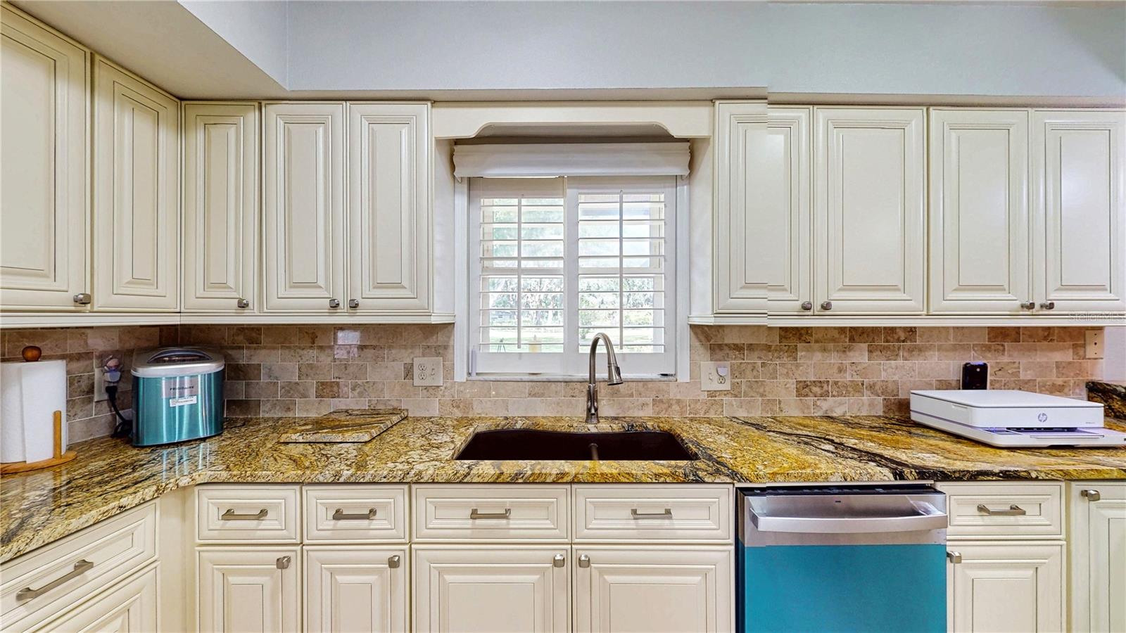 Image 16 of 71 For 4014 Mossy Oak Drive