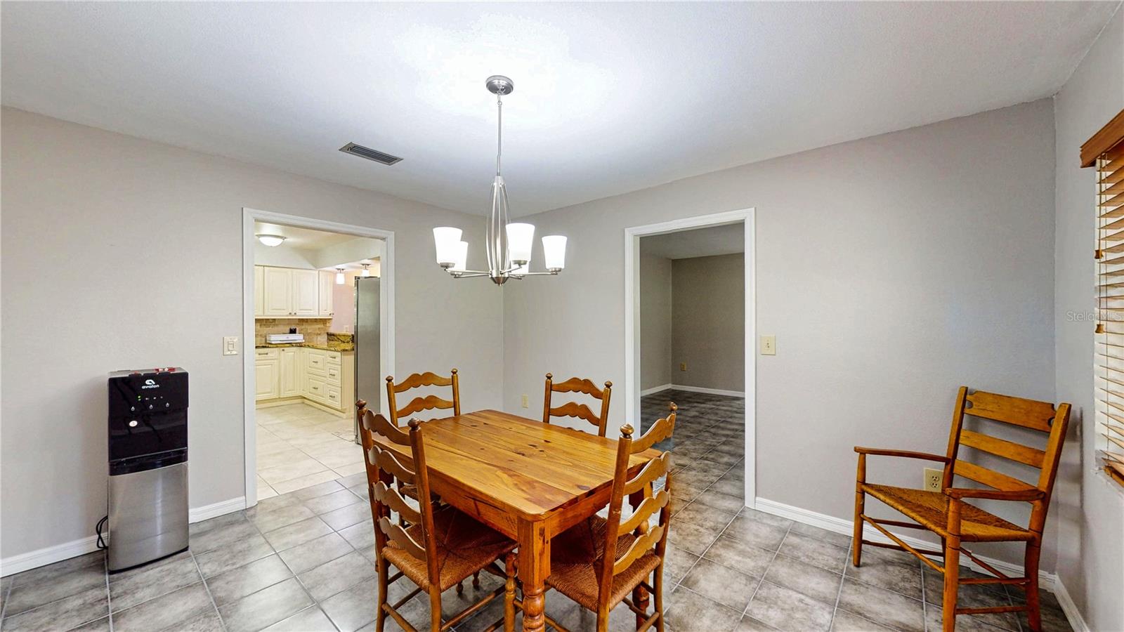 Image 21 of 71 For 4014 Mossy Oak Drive