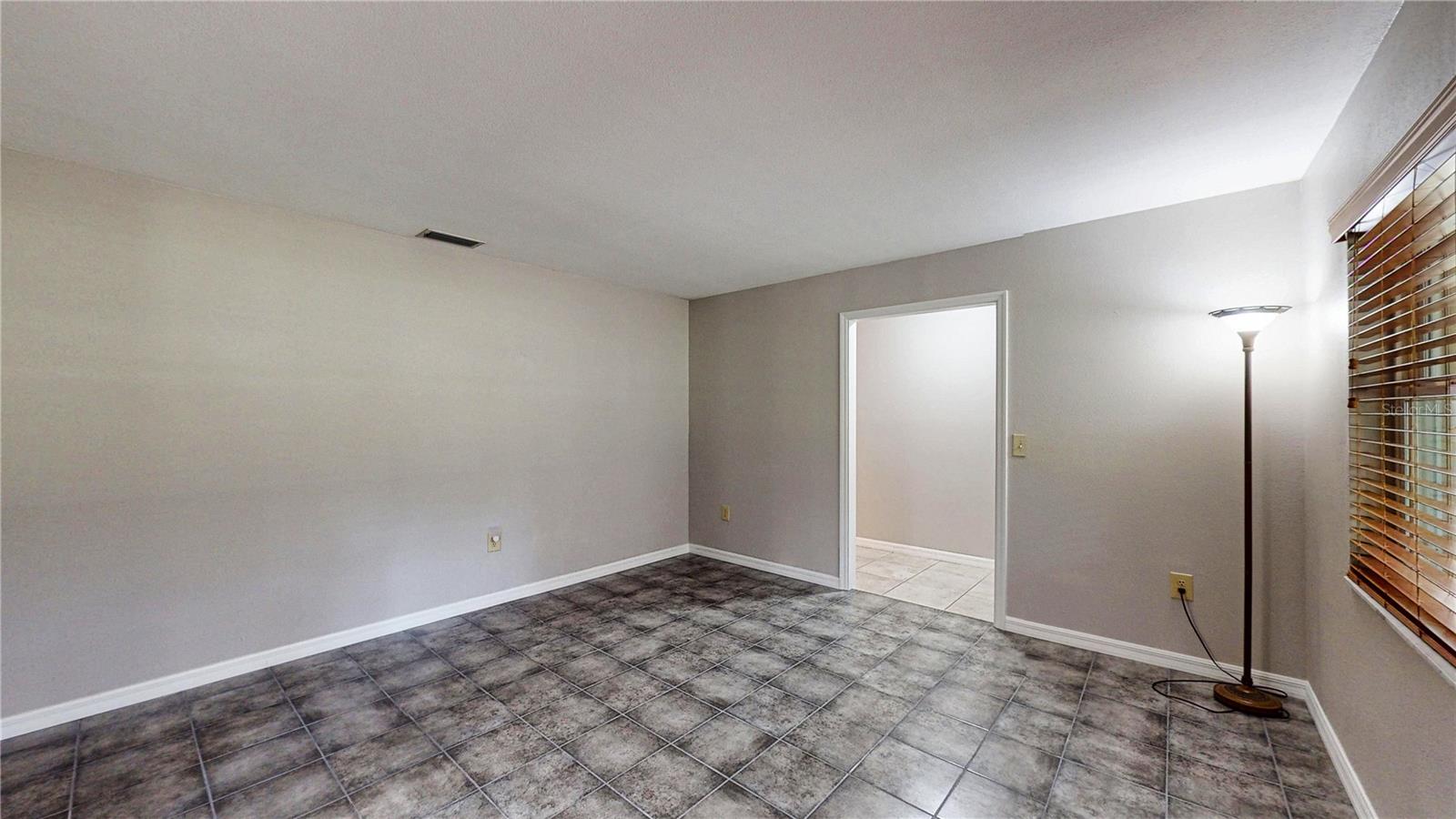 Image 25 of 71 For 4014 Mossy Oak Drive