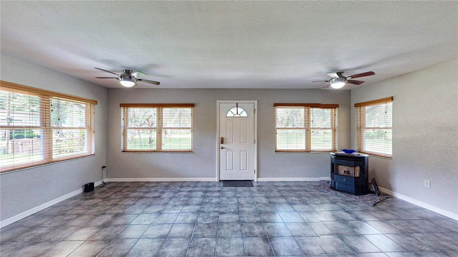 Image 27 of 71 For 4014 Mossy Oak Drive