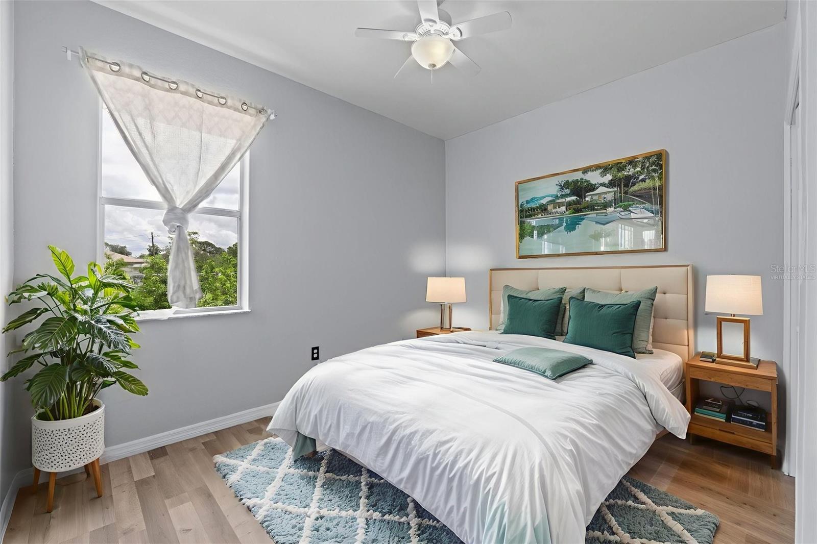 Image 38 of 48 For 3206 Valerie Boulevard