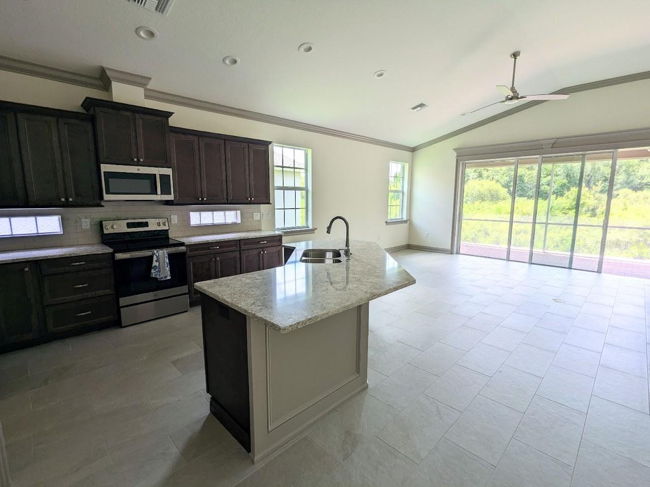 Image 3 of 15 For 7915 Lake James Boulevard