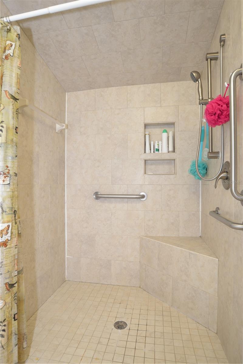 Image 12 of 44 For 3510 Gandy Road