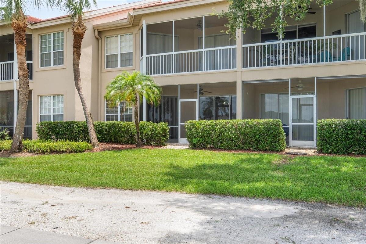 Image 31 of 43 For 417 Enclave Place 2