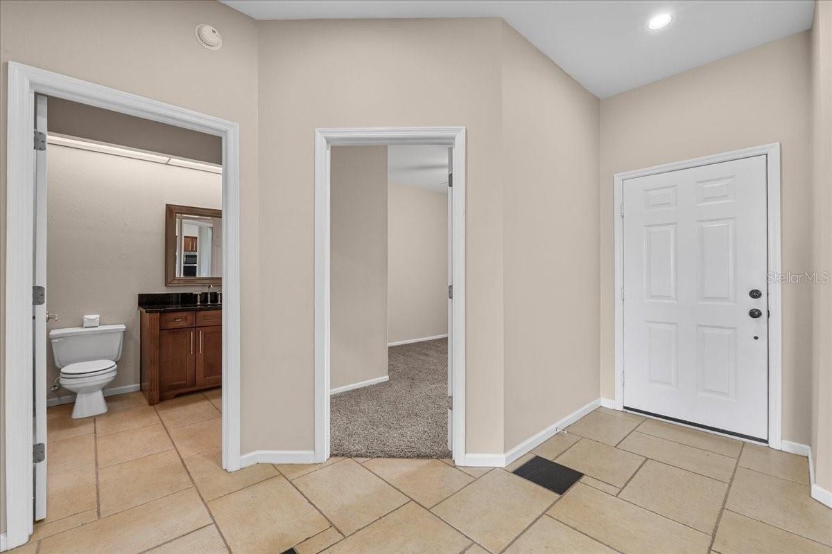 Image 4 of 43 For 417 Enclave Place 2