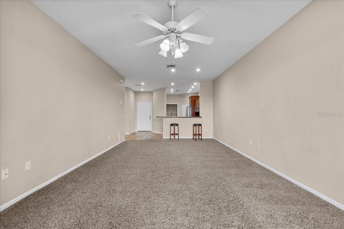 Image 7 of 43 For 417 Enclave Place 2