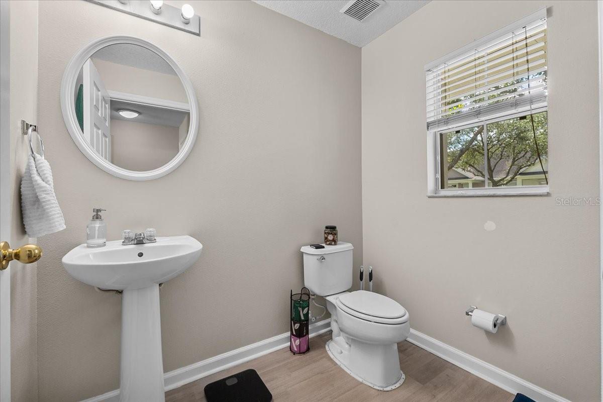Image 21 of 45 For 14461 Chinese Elm Drive