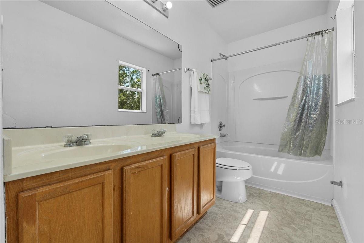 Image 36 of 45 For 14461 Chinese Elm Drive